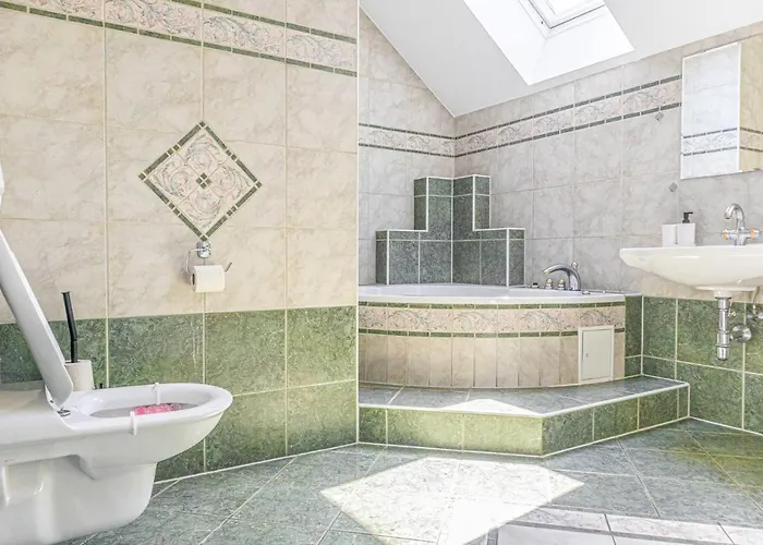 Comfortable In A Beautiful House Gd * Viena