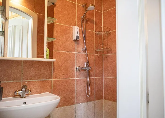 Comfortable In A Beautiful House Gd * Viena