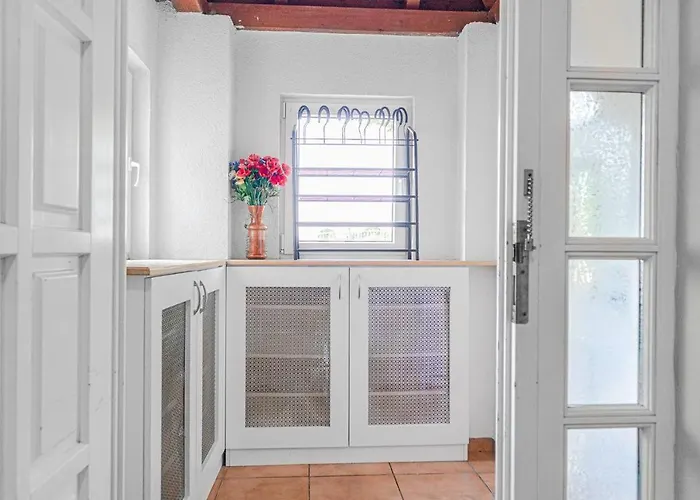 Comfortable In A Beautiful House Gd