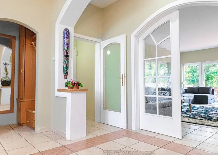Hospedagem domiciliar Comfortable In A Beautiful House Gd