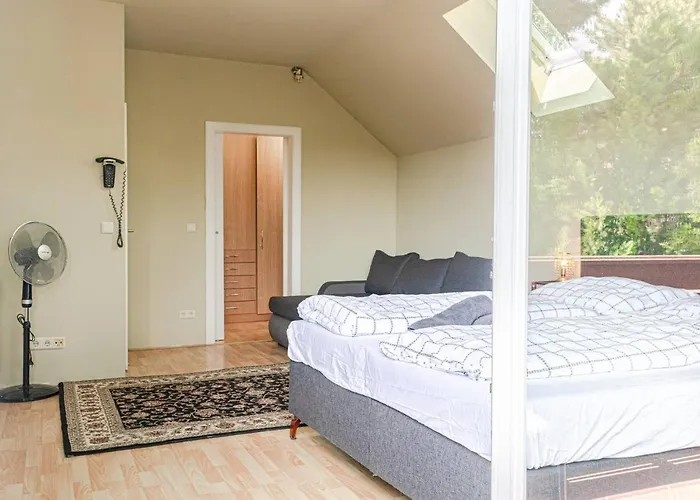 Hospedagem domiciliar Comfortable In A Beautiful House Gd
